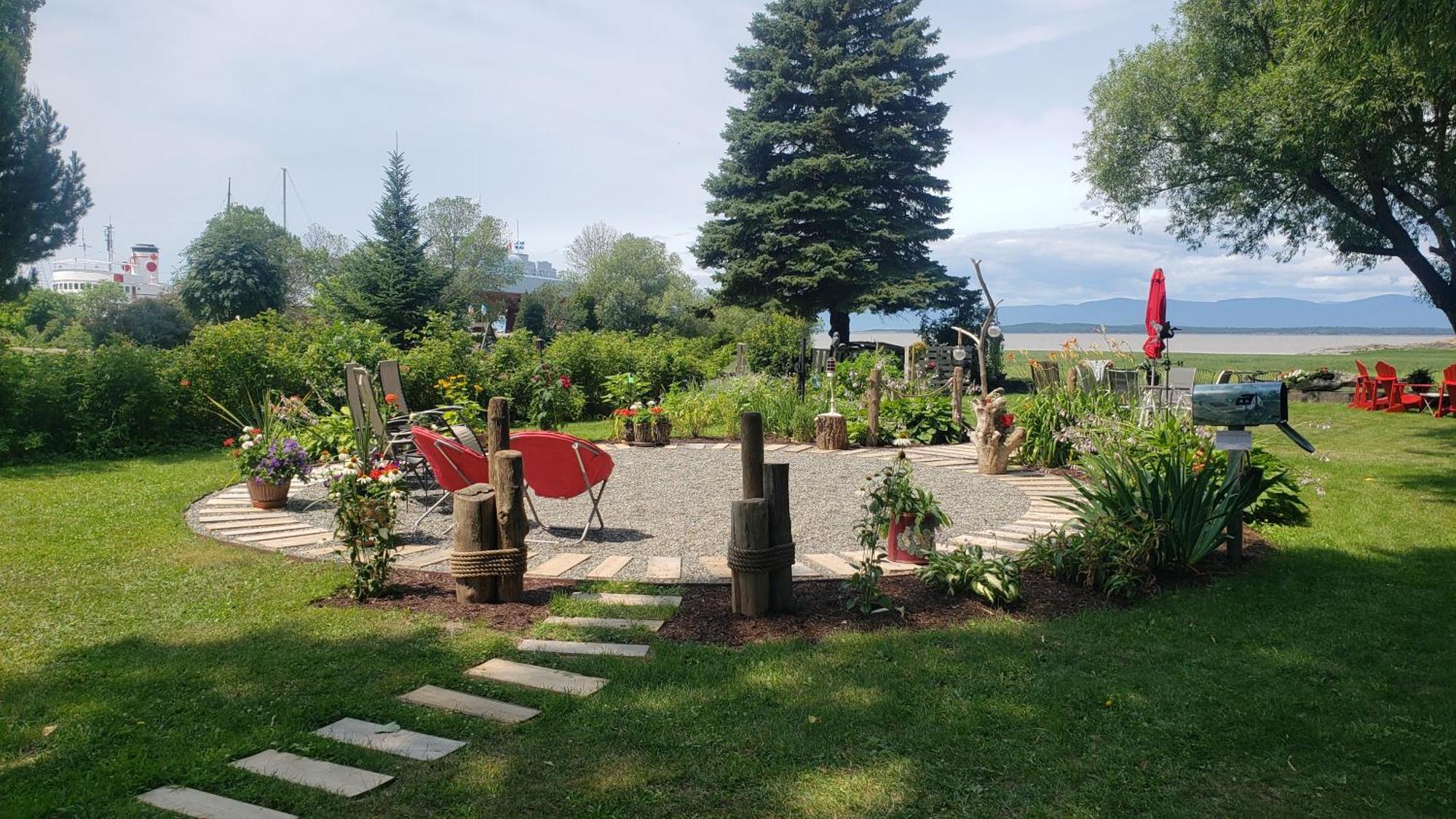 Maison De L'Anse Aux Oies / Gite L'Islet-sur-Mer Zewnętrze zdjęcie